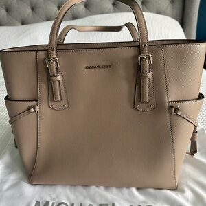 Michael Kors Handbag - Almost New - A Terrific Bargain!